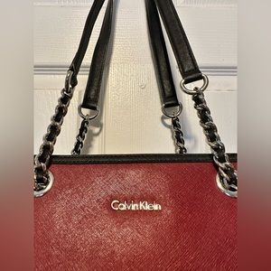 Calvin Klein tan and red color block tote